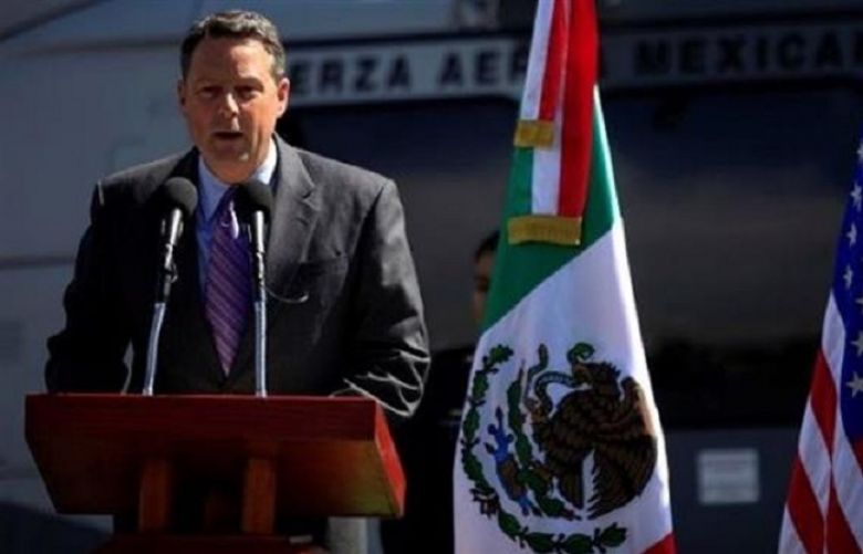 US ambassador to Panama resigns, says he cannot serve Trump