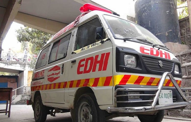 Seven killed, 18 injured in Kandhkot road accident