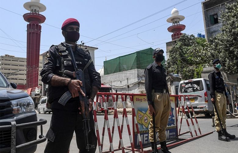 Sindh imposes complete lockdown from 12 noon to 3 pm today