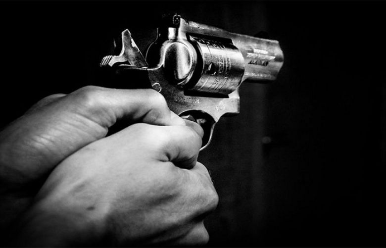 Constable opens fire on jailed man for asking for a cigarette