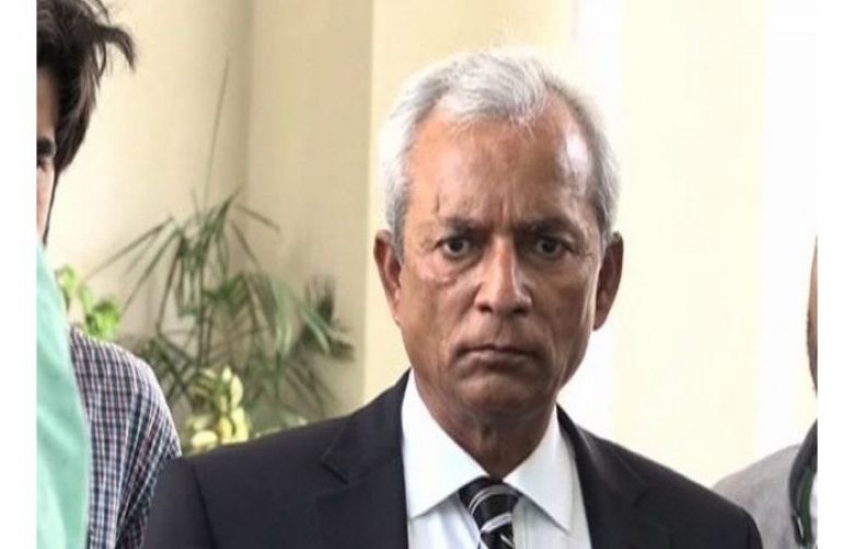 Court grants bail to Nehal Hashmi, sons in police assault case