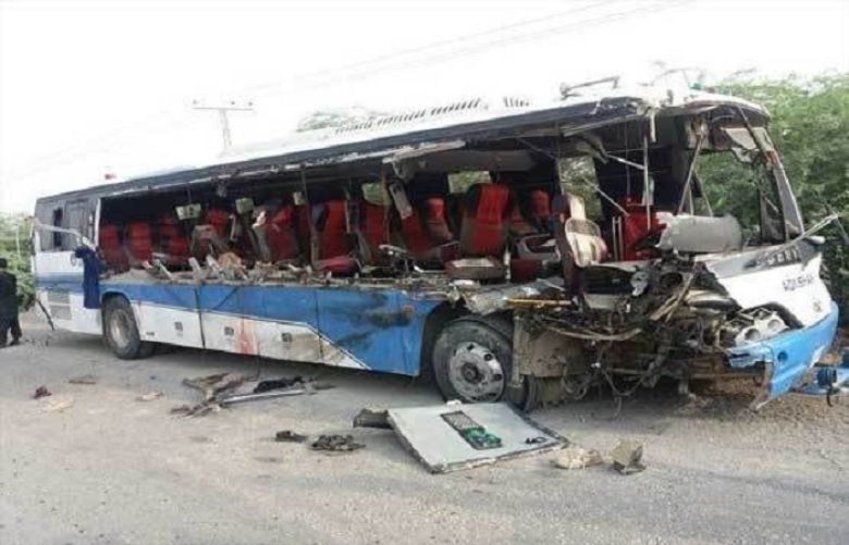 Six dead in collosion of two buses in Nawabshah 