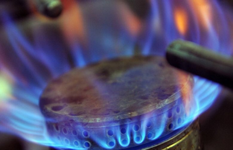 Gas bills on old tariff, no word on subsidy