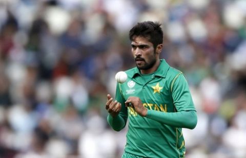 Fast bowler Mohammad Amir is likely to join the Pakistan team