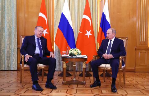 Turkish President Recep Tayyip Erdogan and Russian President Vladimir Putin met in Russia's coastal city of Sochi.