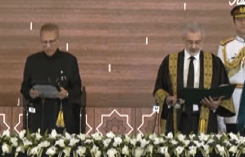 Justice Qazi Faez Isa sworn in as 29th chief justice of Pakistan