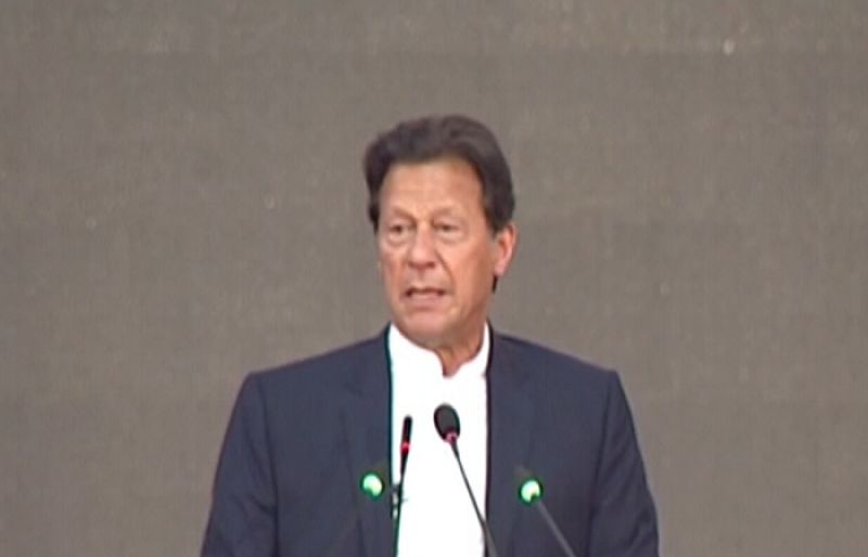 Photo of Pakistanis prefer to go down with me than supporting 'three stooges': PM Imran Khan