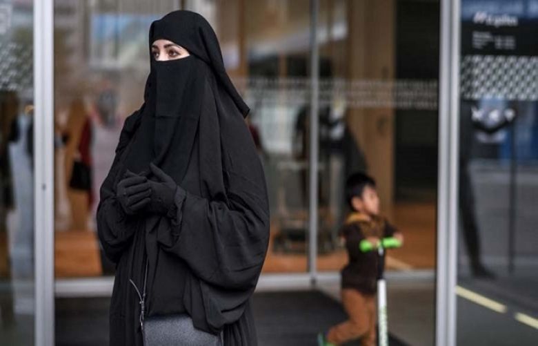 Switzerland to ban wearing of burqa
