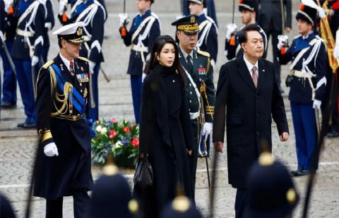Luxury bag controversy shakes South Korea's ruling party as first lady faces scrutiny