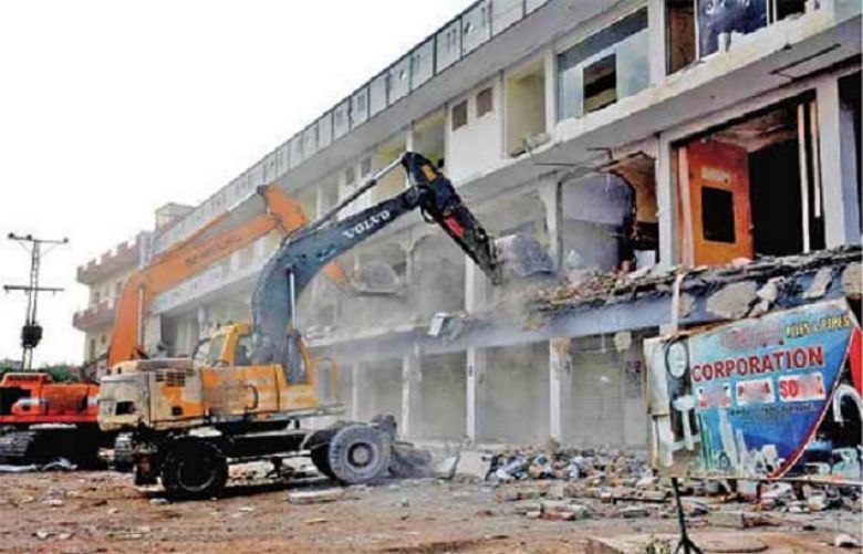 Anti-encroachment drive continues for seventh day in Karachi