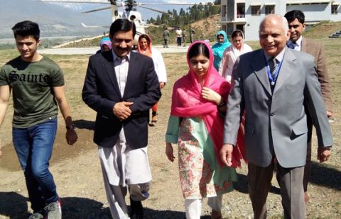 Malala Yousufzai arrives in Pakistan to visit flood-hit areas