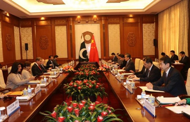 FM Qureshi, Chinese FM Wang Yi discuss issues relating regional connectivity