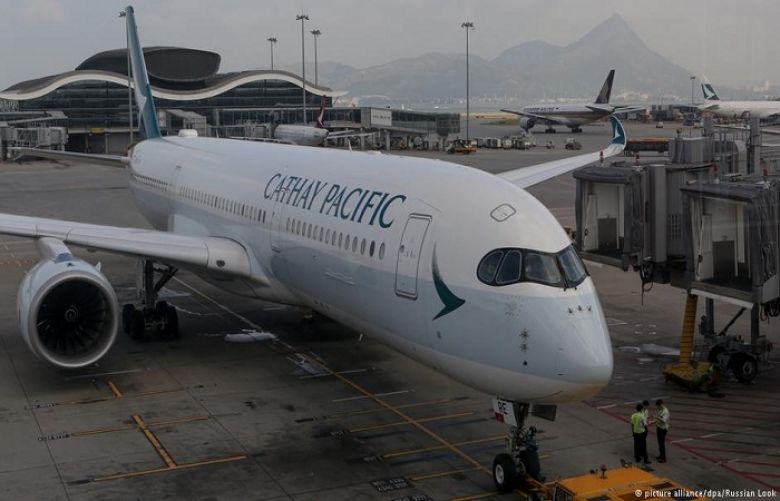 Cathay Pacific to honor first class tickets after discount blunder