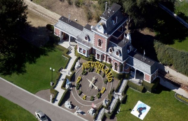 Michael Jackson's Neverland Ranch sold for knockdown price