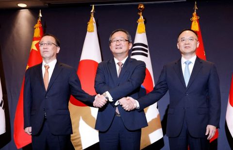 South Korea, China and Japan make plans for rare summit