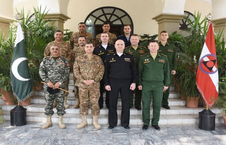 Russian military delegation calls on Corps Commander Peshawar