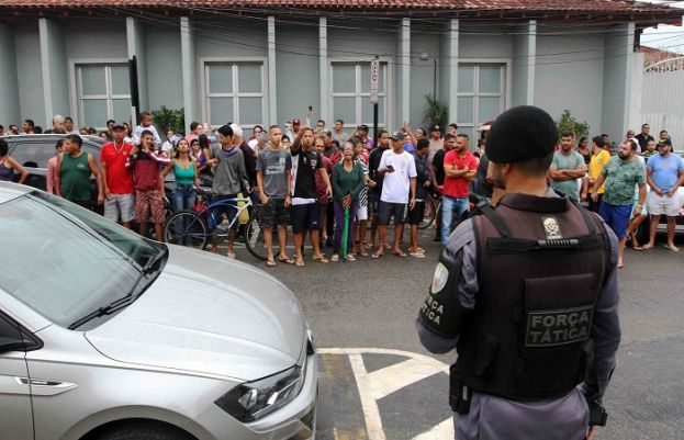 3 dead, 11 hurt in Brazil school attacks