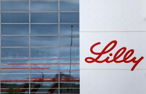 Lilly&#039;s combo therapy succeeds in late-stage lung cancer study