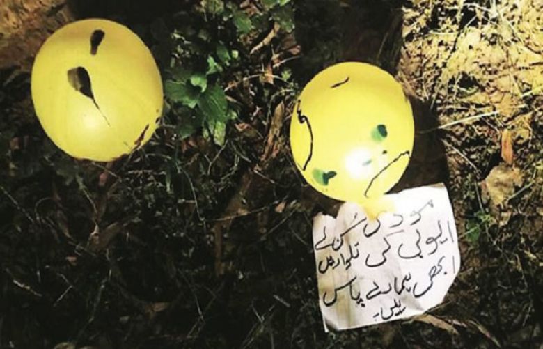 Pakistan &#039;bombards&#039; India with three dozen mysterious balloons