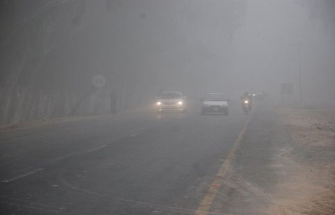  Fog continues to blanket plain areas of Punjab