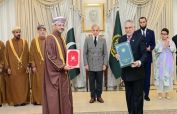 Omani FM praises Pakistan's efforts for regional peace
