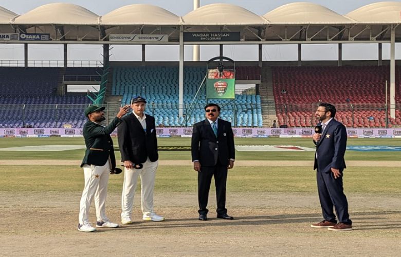 Pakitan bat first in Karachi Test against New Zealand