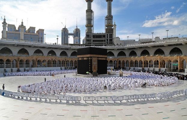 Saudi Arabia boosts pandemic measures at Grand Mosque