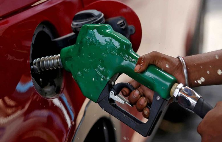 Petrol prices in Pakistan expected to reduce by over Rs7/lite