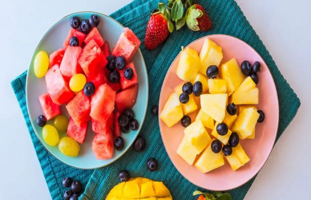 10 fruits you should eat, according to a dietician