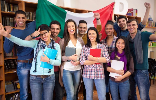 Italy announces scholarships for refugee students