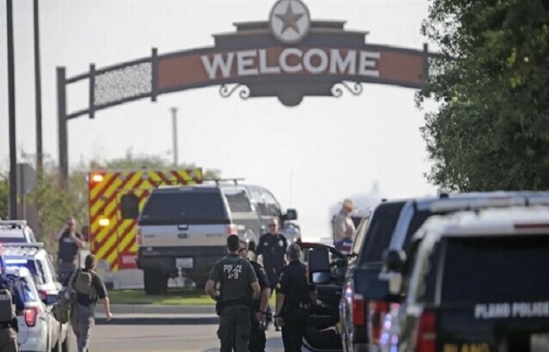 Nine, including shooter, dead after rampage at Texas mall
