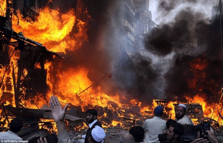 Karachi: Ball bomb attack injures two women