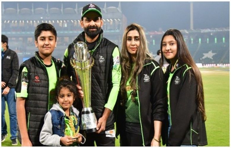 Former Pakistan all-rounder Mohammad Hafeez and his family