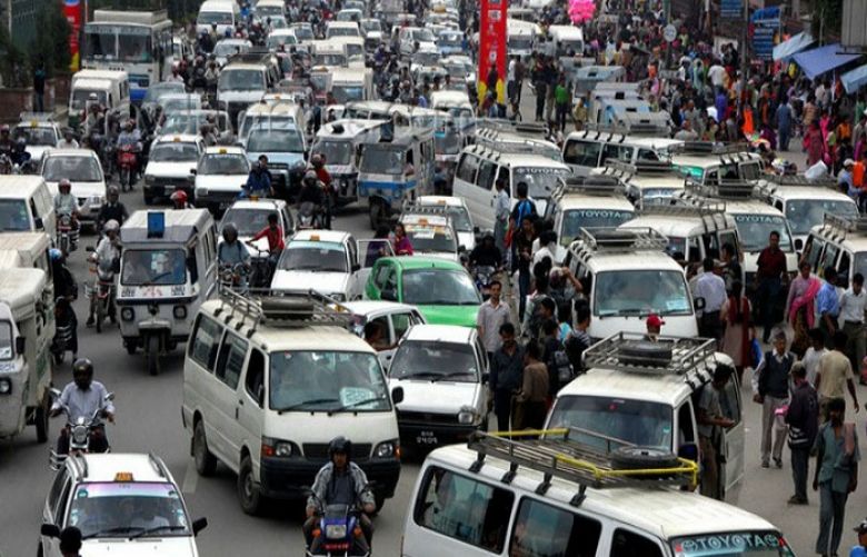 Only vaccinated people can travel by public transport: Sindh Govt