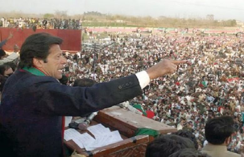 Money from abroad being poured in to oust my govt, PM Imran addresses Amr Bil Maroof rally