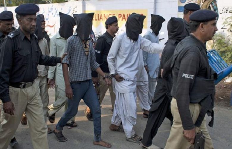 Police arrests 13 suspects in Karachi