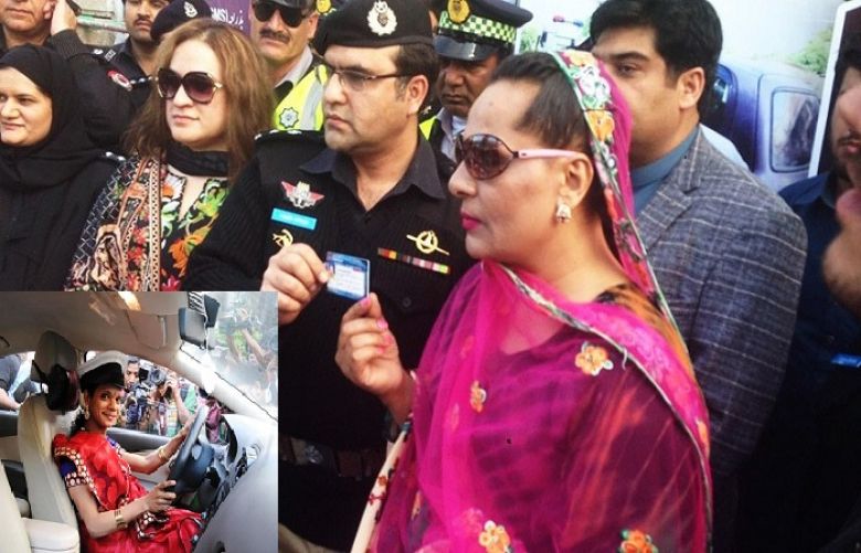 KP govt issues driving licences to 15 transgenders
