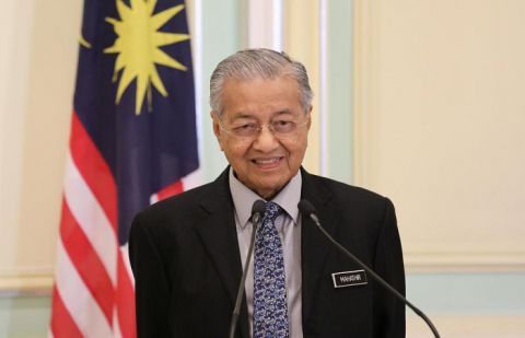 Malaysian prime minister submitted his resignation to the King