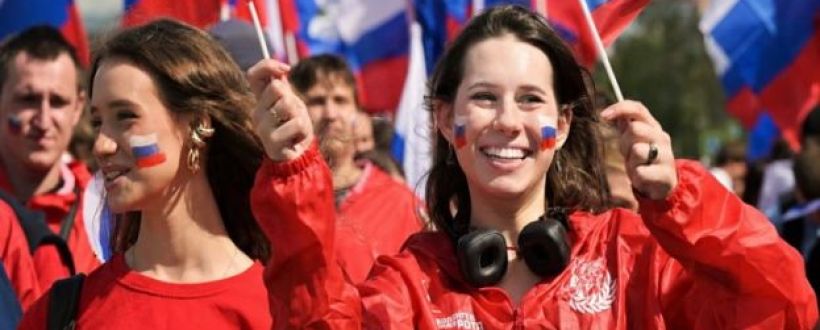 Russia Marks National Flag Day, Celebrating Tricolour as Symbol of Unity and Sovereignty