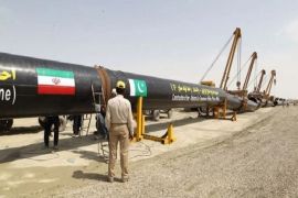 Govt decides to seek US waiver on Iran-Pakistan gas pipeline