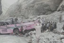 40 dead after bus plunges into ravine in Balochistan's Zhob