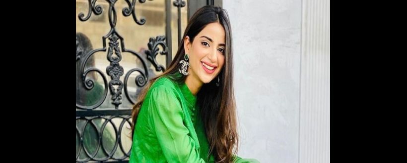 Celebs gush over Saboor Aly unveils dramatic new hair transformation