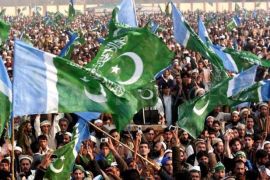 Karachi Protest Turns Violent, Three Police Officials Injured