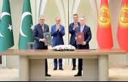 Pakistan, Kyrgyzstan sign agreement to enhance trade
