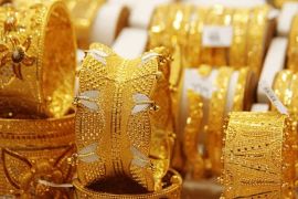 Gold prices continue downward trend in Pakistan