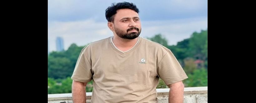Faheem Lashari works across blogging, freelancing and social media