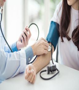 5 simple tips to reduce your blood pressure