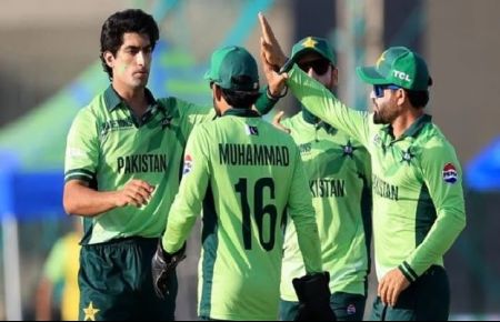Babar returns as Pakistan name squad for Australia ODIs