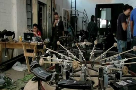 ہتھیاروں کو موسیقی کے آلات میں تبدیل