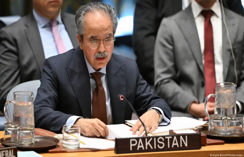 پاکستان نے اقوامِ متحدہ میں اسرائیلی آباد کاروں کی جانب سے فلسطینیوں پر کیے جانے والے حملوں کی شدید مذمت کرتے ہوئے مطالبہ کیا ہے